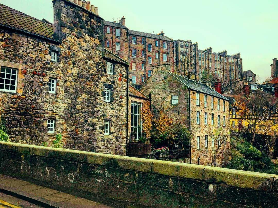 Couette-café Edinburgh's Dean Village River View Retreat *