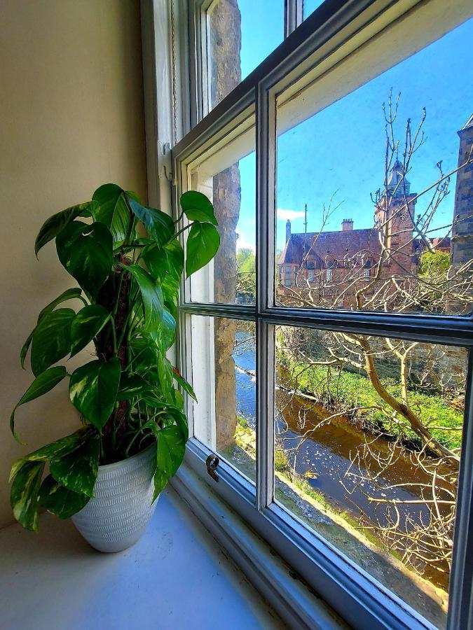 Edinburgh's Dean Village River View Retreat Couette-café