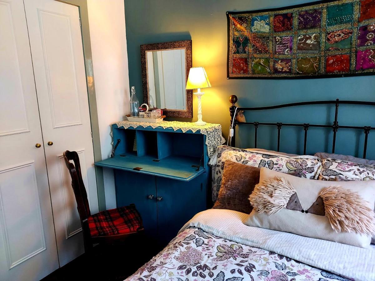 Couette-café Edinburgh's Dean Village River View Retreat *