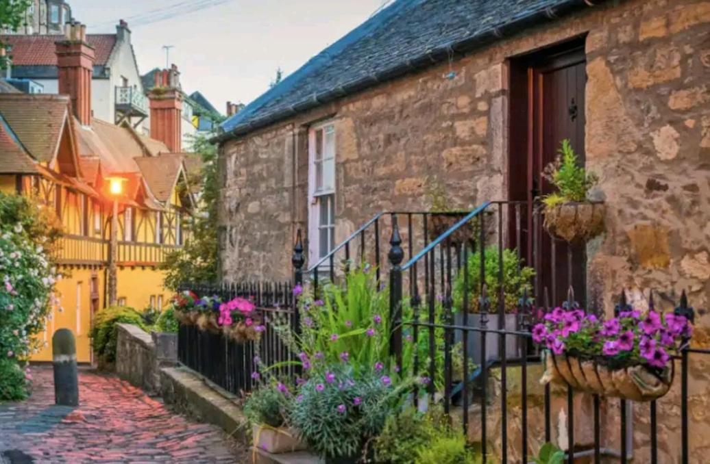 Couette-café Edinburgh's Dean Village River View Retreat Édimbourg